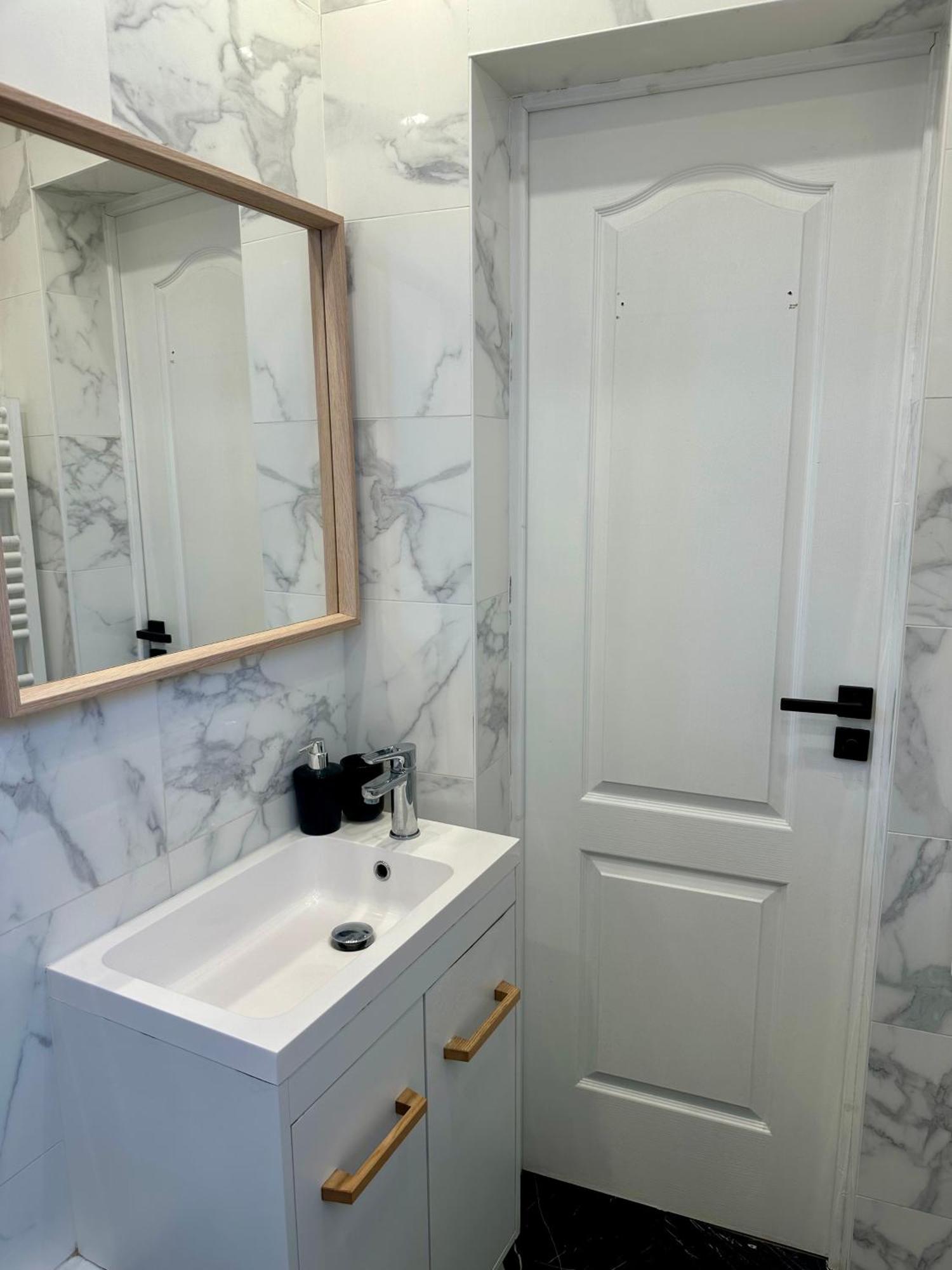Apartmán Moderne Et Lumineux Asnières Exteriér fotografie